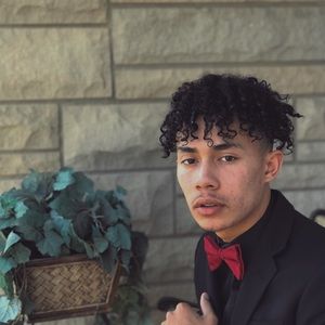 Meet your Posher, Dylan